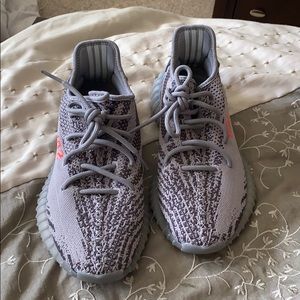 Yeezy Boost 350’s V2 Beluga